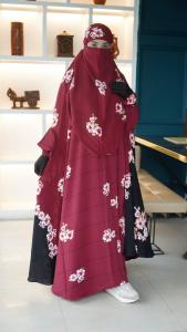 লাক্সারি আবায়া